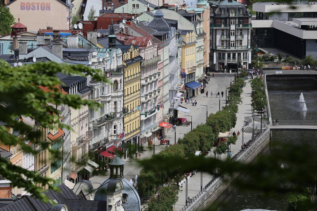 Hotel Renesance Krasna Kralovna Karlovy Vary Esterno foto