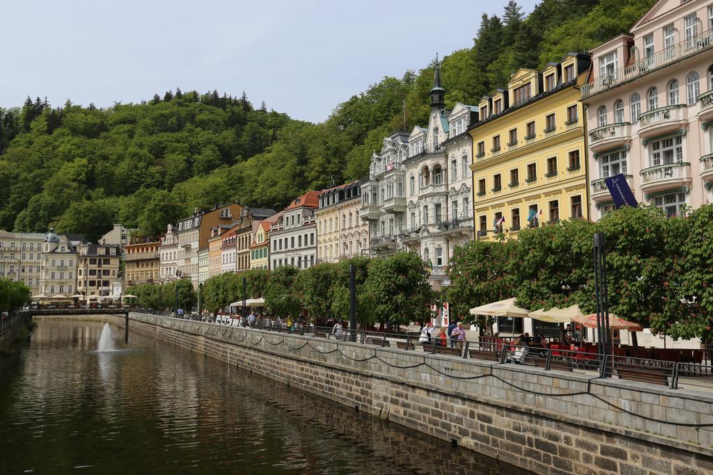 Hotel Renesance Krasna Kralovna Karlovy Vary Esterno foto