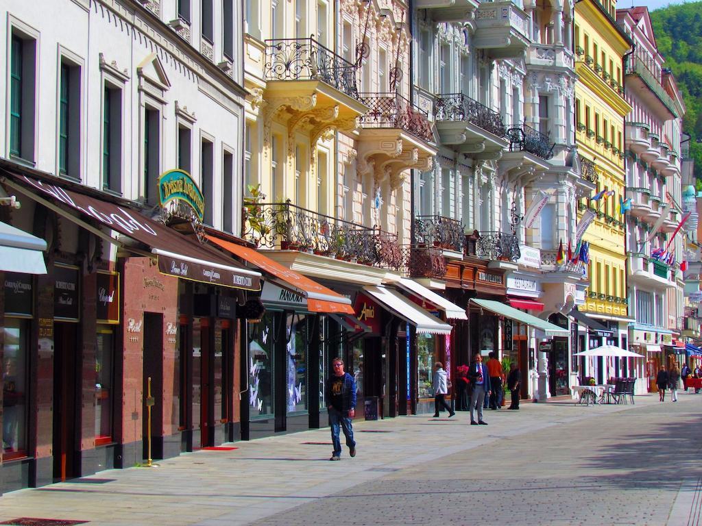 Hotel Renesance Krasna Kralovna Karlovy Vary Esterno foto